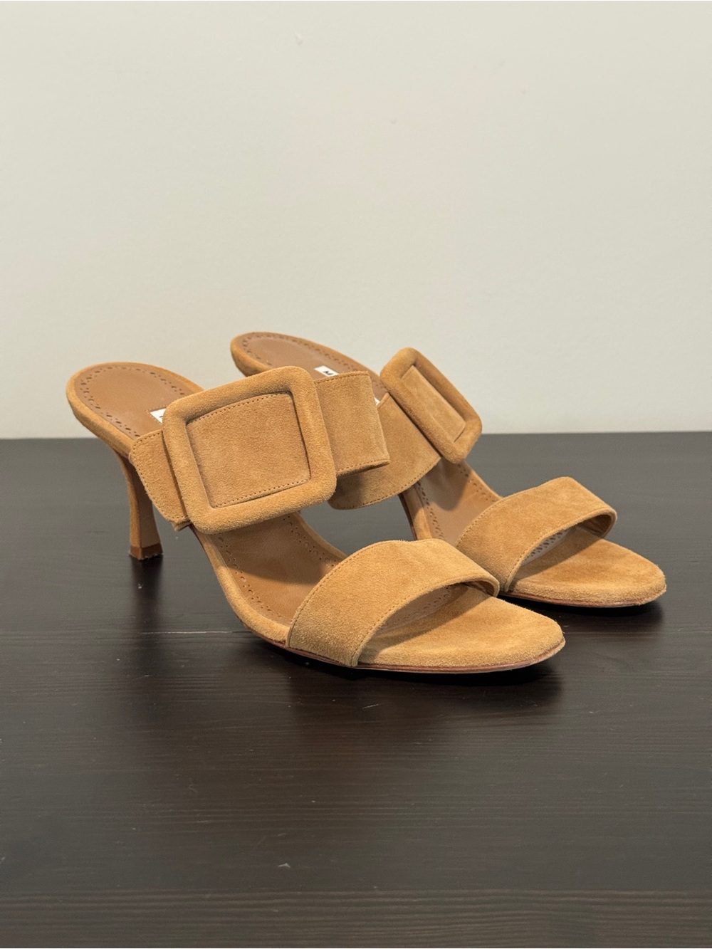 Manolo Blahnik Gable Suede Buckle Stiletto Mules Tan - EU 39 / US 8.5โ9